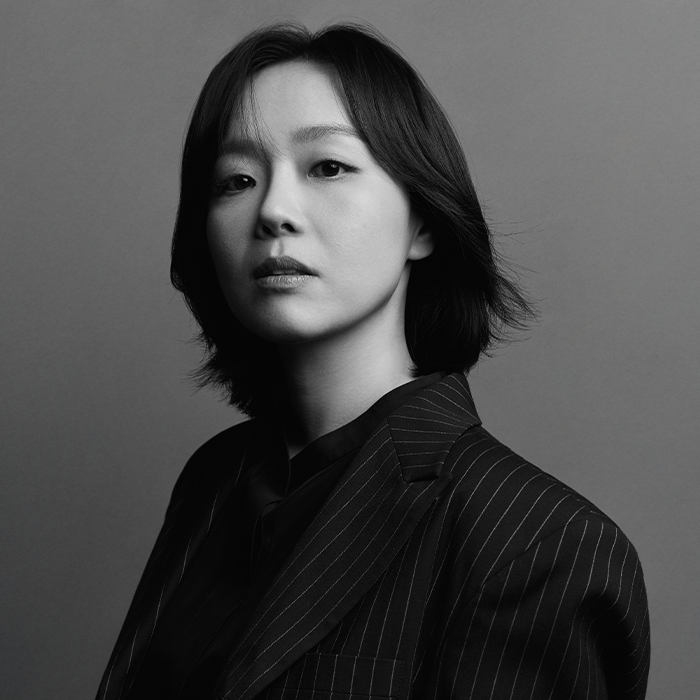 Sang Hee, Lee