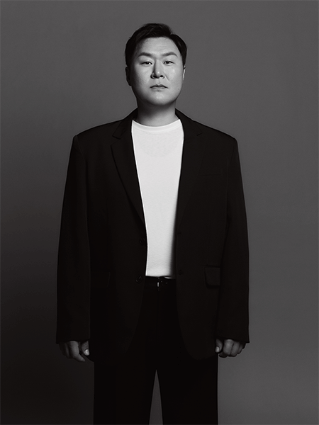 Kyung Ho, Yoon