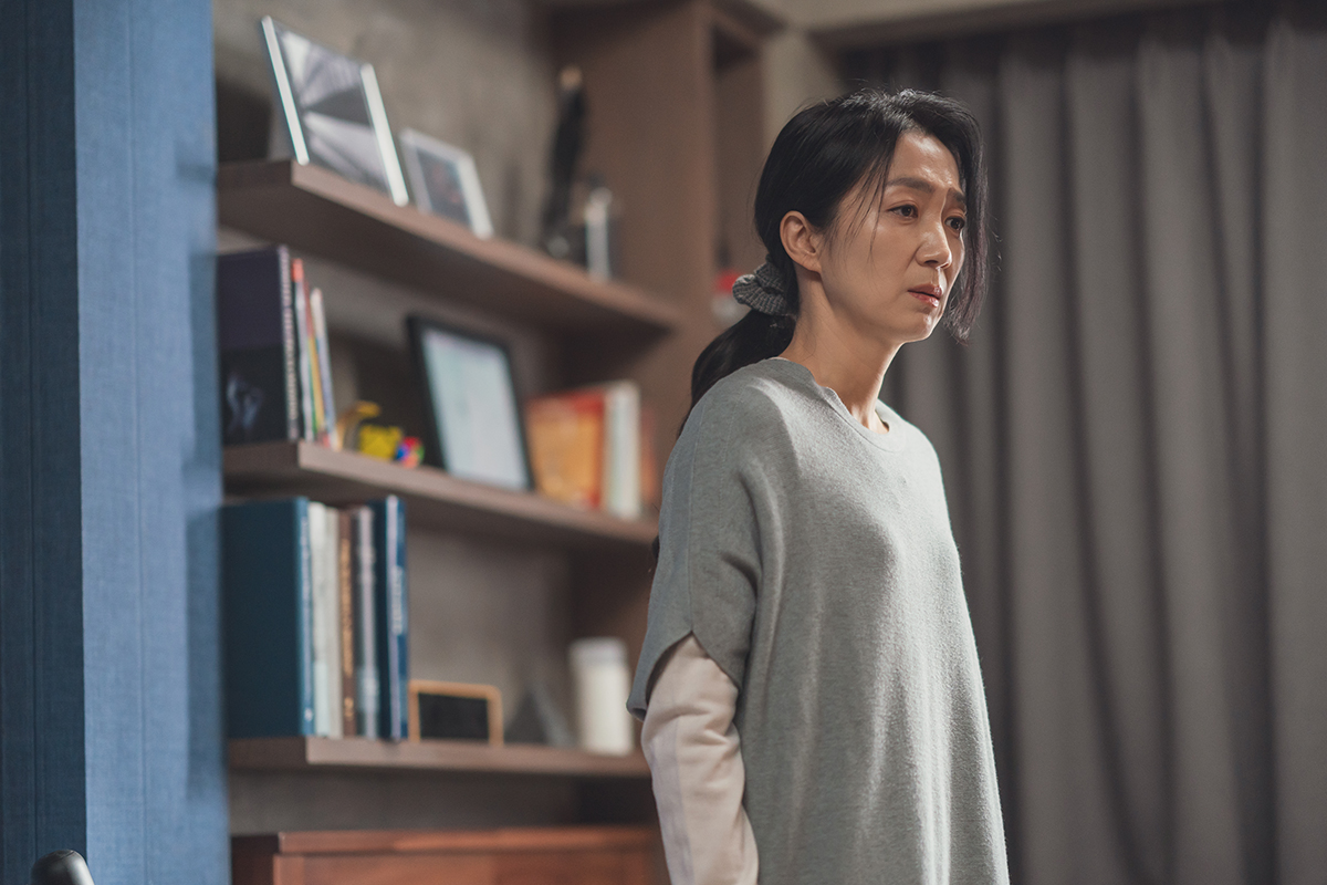 'ONE : 하이스쿨 히어로즈' 김주령, 회피하던 과거 트라우마와 직면…다빈의 변화 예고
